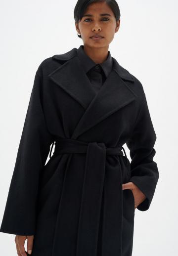 Шерстяное пальто