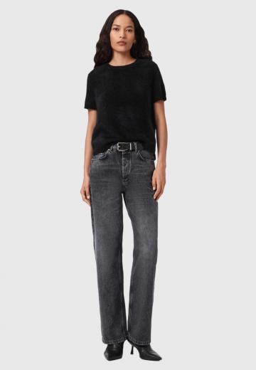 Прямые джинсы