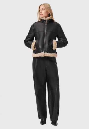 Кожаная куртка