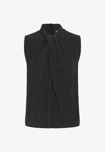 Блузка без рукавов