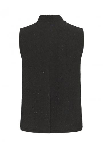 Блузка без рукавов