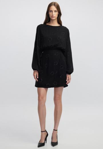 Короткое платье