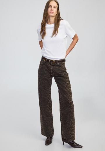 Прямые джинсы