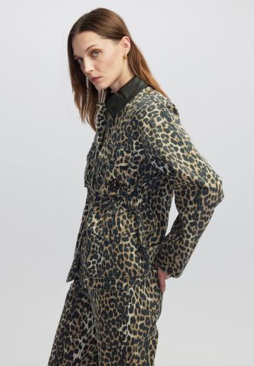 Джинсовая куртка