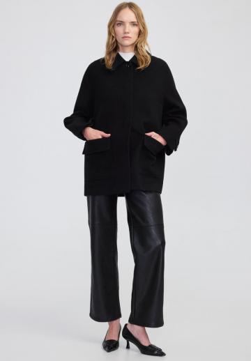 Короткое пальто