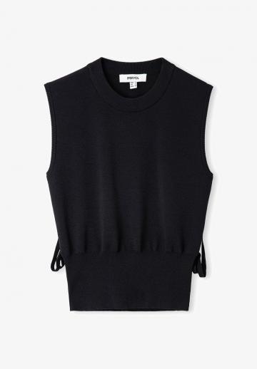 Пуловер без рукавов