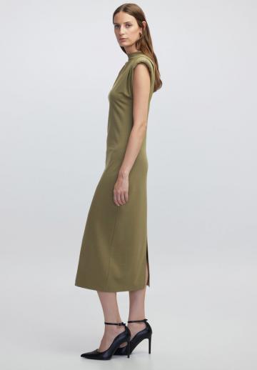 Вязаное платье