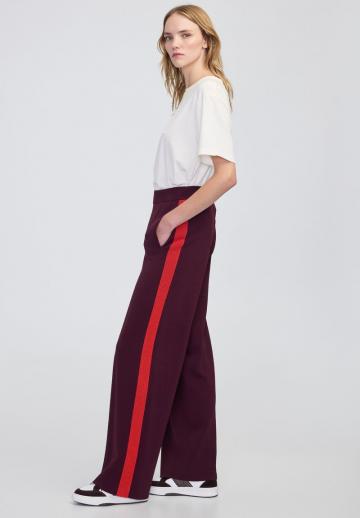 Спортивные штаны