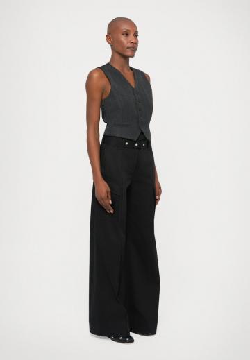 Джинсовая жилетка