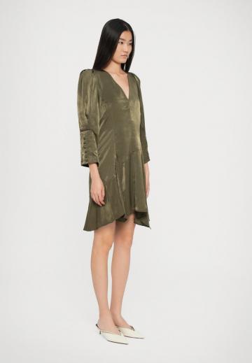 Коктейльное платье