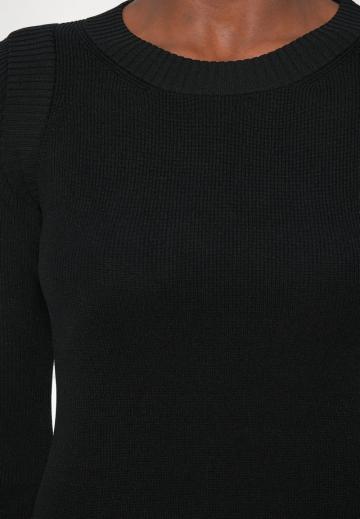 Вязаное платье