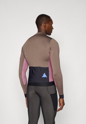 Спортивная форма