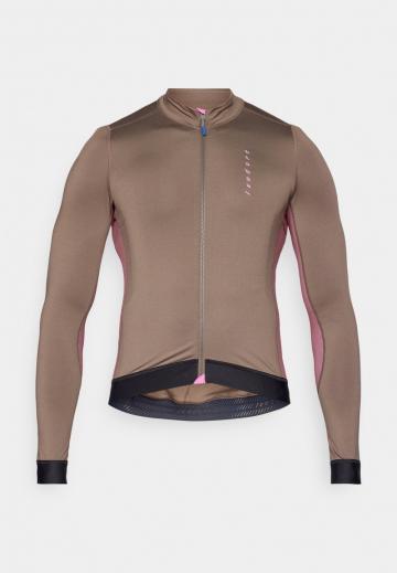 Спортивная форма