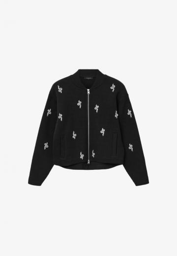 Вязаная кофта