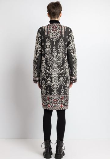 Жаккардовая вязаная кофта