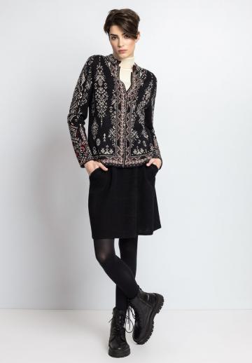 Жаккардовая вязаная кофта