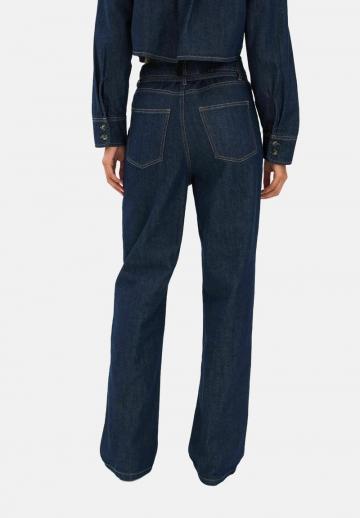 Свободные джинсы