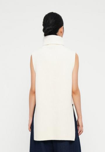 Пуловер без рукавов