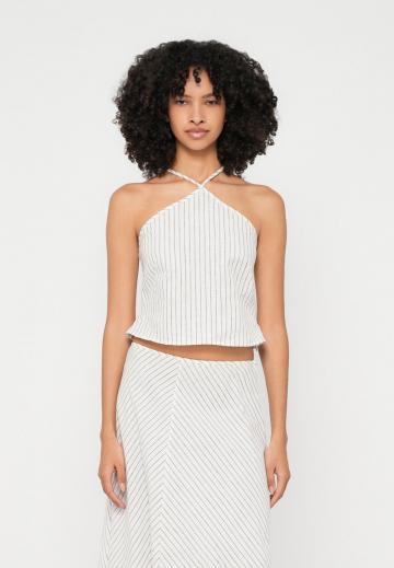 Топ на бретельках