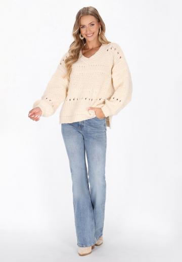 Пуловер с вырезом V