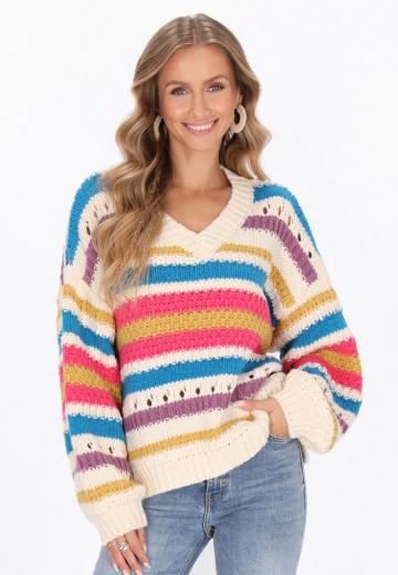 Пуловер с вырезом V