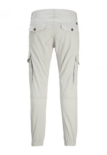 Брюки с накладными карманами