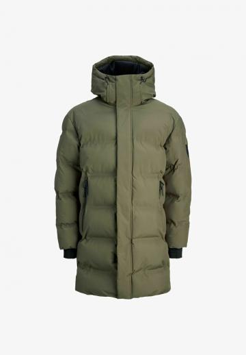 Зимняя куртка