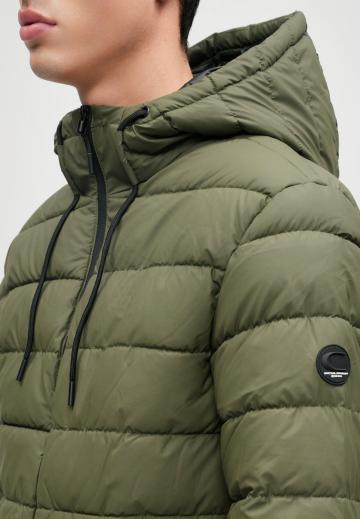 Зимняя куртка