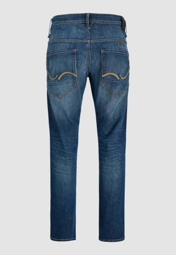 Узкие джинсы