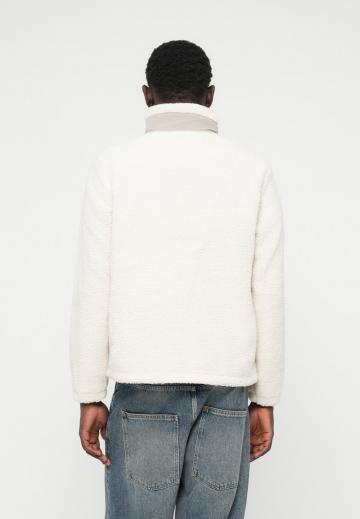 Флисовая куртка