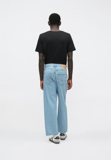 Свободные джинсы