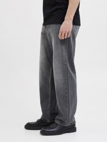 Свободные джинсы