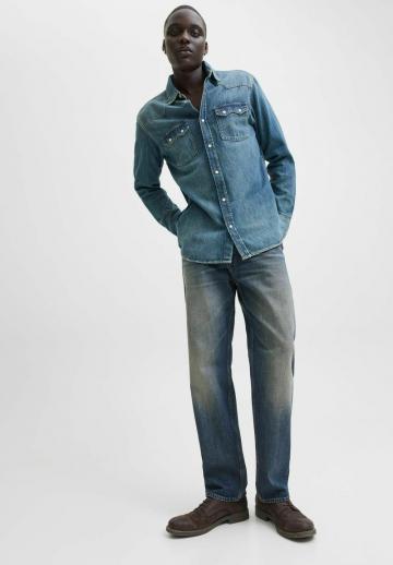 Прямые джинсы