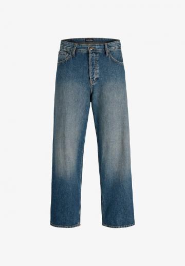 Свободные джинсы