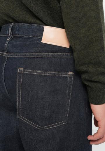 Свободные джинсы