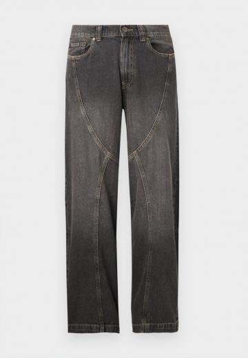 Свободные джинсы