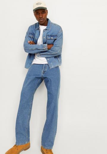 Прямые джинсы