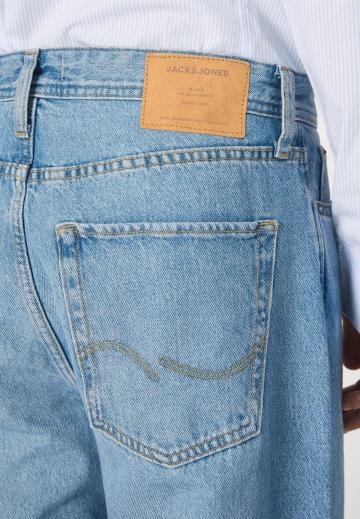 Свободные джинсы