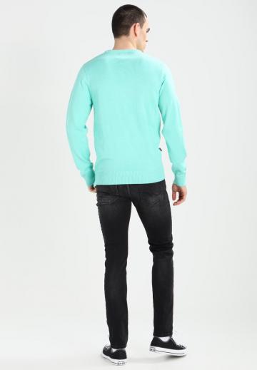 Узкие джинсы