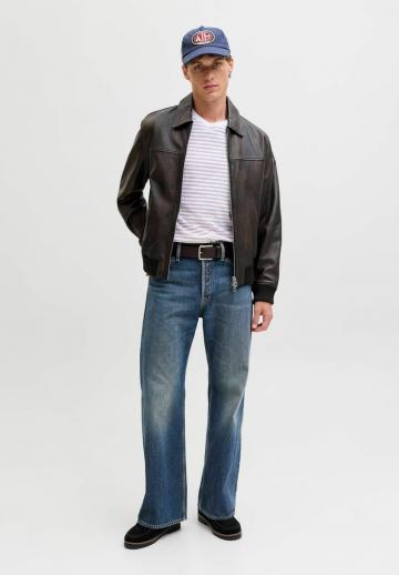 Клешеные джинсы