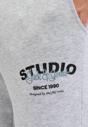 Спортивные штаны