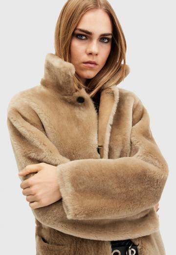 Кожаное пальто