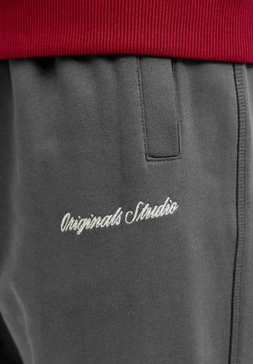 Спортивные штаны