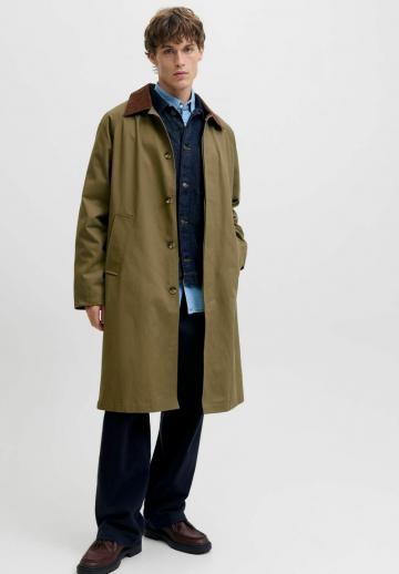 Шерстяное пальто