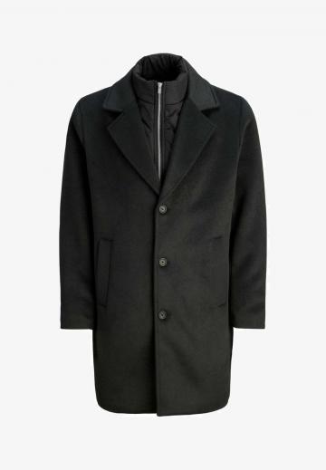 Короткое пальто