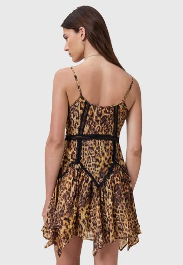 Короткое платье