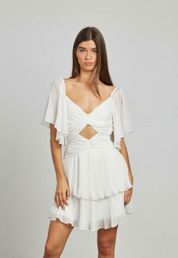 Короткое платье