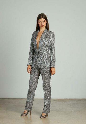 Длинный блейзер