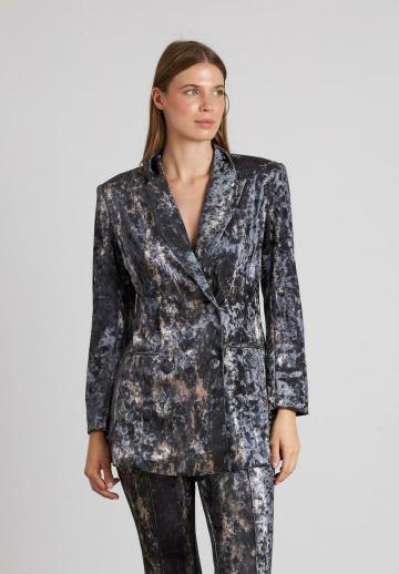 Длинный блейзер