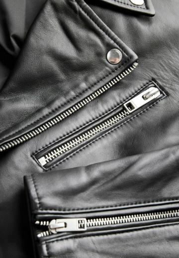 Кожаная куртка